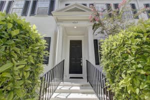 4307 CORRINE DRIVE, ORLANDO, FL 32814 - MLS#MFRO6393239