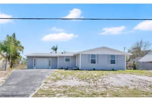 3075 FIFER DRIVE, DELTONA, FL 32738 - MLS#MFRO6393305