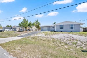 3075 FIFER DRIVE, DELTONA, FL 32738 - MLS#MFRO6393305