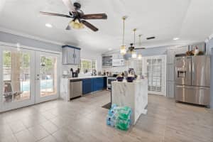 7033 TALLOWTREE LANE, ORLANDO, FL 32835 - MLS#MFRO6393318