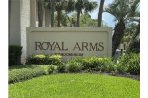 530 Orange Dr #11, ALTAMONTE SPRINGS