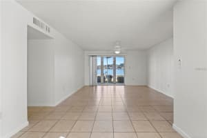 530 ORANGE DRIVE, ALTAMONTE SPRINGS, FL 32701 - MLS#MFRO6393345