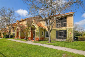 413 FOUNTAINHEAD CIRCLE, KISSIMMEE, FL 34741 - MLS#MFRO6393348