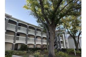 13839 FAIRWAY ISLAND DRIVE, ORLANDO, FL 32837 - MLS#MFRO6393482