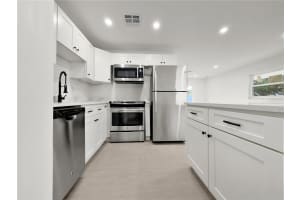 941 KATHY STREET, DAYTONA BEACH, FL 32114 - MLS#MFRO6393496