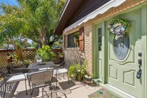 525 7TH STREET, WINTER HAVEN, FL 33881 - MLS#MFRO6393718