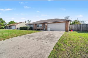 2675 GRAMERCY DRIVE, DELTONA, FL 32738 - MLS#MFRO6393756