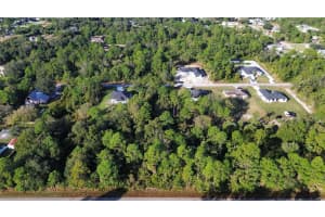 415 NORTH AVENUE, LEHIGH ACRES, FL 33972 - MLS#MFRO6393766