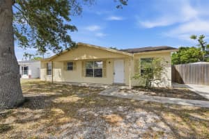 2706 40TH STREET, BRADENTON, FL 34205 - MLS#MFRO6393873