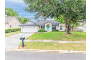 1839 QUEEN PALM DRIVE, APOPKA, FL 32712 - MLS#MFRO6394044