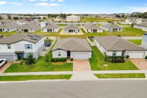 1298 CITRUS LANDINGS BOULEVARD, DAVENPORT, FL 33837 - MLS#MFRO6394048