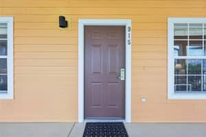 915 NEW PROVIDENCE #303, DAVENPORT, FL 33897 - MLS#MFRO6394140