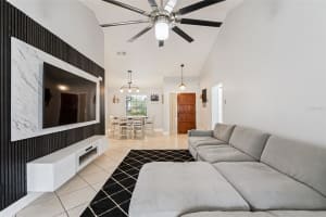 652 CARRIGAN AVENUE, OVIEDO, FL 32765 - MLS#MFRO6394147