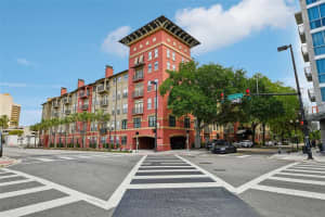 911 ORANGE AVENUE, ORLANDO, FL 32801 - MLS#MFRO6394187