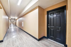 911 ORANGE AVENUE, ORLANDO, FL 32801 - MLS#MFRO6394187