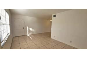 302 SPRING GARDEN AVENUE, DELAND, FL 32720 - MLS#MFRO6394216