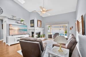 660 WATERSCAPE WAY, ORLANDO, FL 32828 - MLS#MFRO6394265