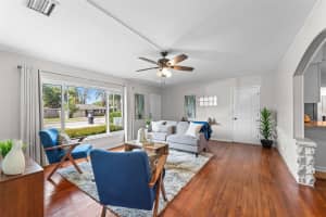 1415 CARLSON DRIVE, ORLANDO, FL 32804 - MLS#MFRO6394357