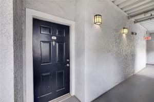 300 SOUTH STREET, ORLANDO, FL 32801 - MLS#MFRO6394367