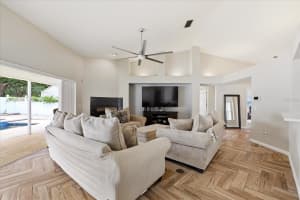 224 BRYAN OAK AVENUE, BRANDON, FL 33511 - MLS#MFRO6394505