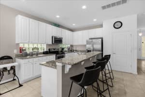 5220 OAKBOURNE AVENUE, DAVENPORT, FL 33837 - MLS#MFRO6394520