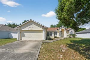 2518 Maywood St, EUSTIS