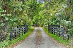 2200 RETREAT ROAD, GENEVA, FL 32732 - MLS#MFRO6394590