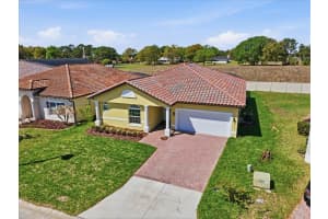 363 VILLA SORRENTO CIRCLE, HAINES CITY, FL 33844 - MLS#MFRO6394616