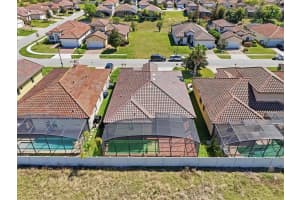 367 VILLA SORRENTO CIRCLE, HAINES CITY, FL 33844 - MLS#MFRO6394626