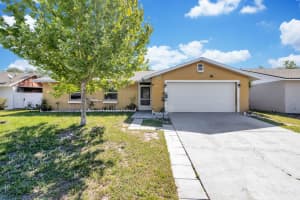 11253 CARRIAGE COURT, ORLANDO, FL 32837 - MLS#MFRO6394633