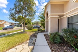 9503 PEBBLE GLEN AVENUE, TAMPA, FL 33647 - MLS#MFRO6394836