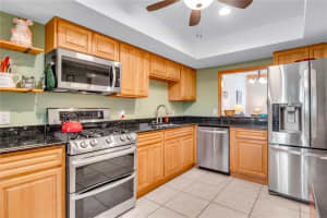 702 GLASGOW COURT, WINTER SPRINGS, FL 32708 - MLS#MFRO6394959