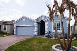 2708 ATTWATER LOOP, WINTER HAVEN, FL 33884 - MLS#MFRO6395048