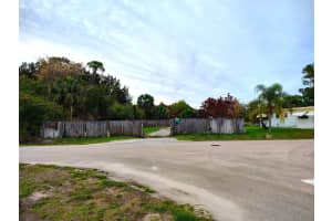 6430 86TH LANE, VERO BEACH, FL 32967 - MLS#MFRO6395049