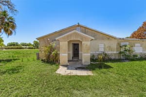 23090 RAILROAD AVENUE, ALVA, FL 33920 - MLS#MFRO6395110