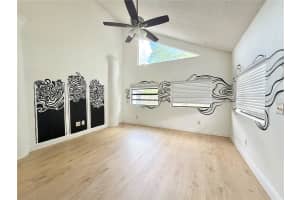 10227 COMFORT CIRCLE, ORLANDO, FL 32825 - MLS#MFRO6395236