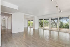 1100 DELANEY AVENUE, ORLANDO, FL 32806 - MLS#MFRO6395249