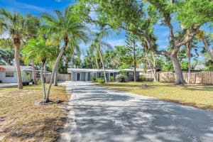 2510 51ST AVENUE TERRACE, BRADENTON, FL 34207 - MLS#MFRO6395453