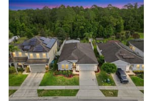 10756 INSIDE LOOP, ORLANDO, FL 32825 - MLS#MFRO6395557