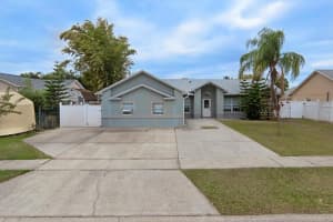 233 Red Maple Dr, KISSIMMEE