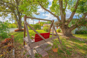 925 FLORIDA AVENUE, DELAND, FL 32720 - MLS#MFRO6395676