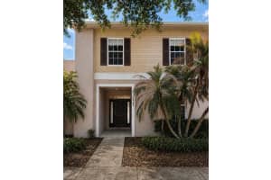 2543 Old Kent Cir, KISSIMMEE