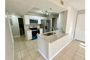 696 YOUNGSTOWN PARKWAY, ALTAMONTE SPRINGS, FL 32714 - MLS#MFRO6395779