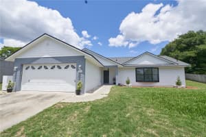 119 Ridgecrest Dr, EUSTIS