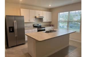 1800 RED CANYON DRIVE, KISSIMMEE, FL 34744 - MLS#MFRO6395897