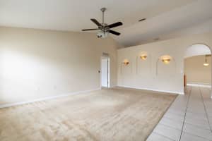 647 ELWOOD STREET, DELTONA, FL 32725 - MLS#MFRO6395899