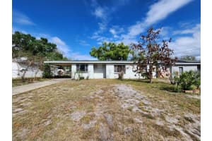 910 EMERALD DRIVE, MOUNT DORA, FL 32757 - MLS#MFRO6395912