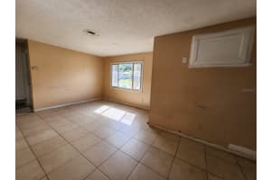 910 EMERALD DRIVE, MOUNT DORA, FL 32757 - MLS#MFRO6395912