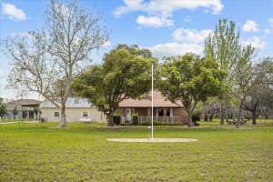3303 Massee Rd, DAVENPORT
