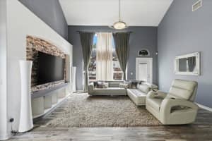 8253 PEAK AVENUE, LAKELAND, FL 33810 - MLS#MFRO6395959